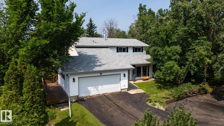 Property Photo: 52548 Rge Road 223 AB T8A 4R3