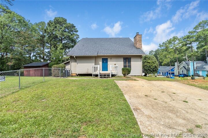 Property Photo:  6477 Pittsfield Drive  NC 28303 