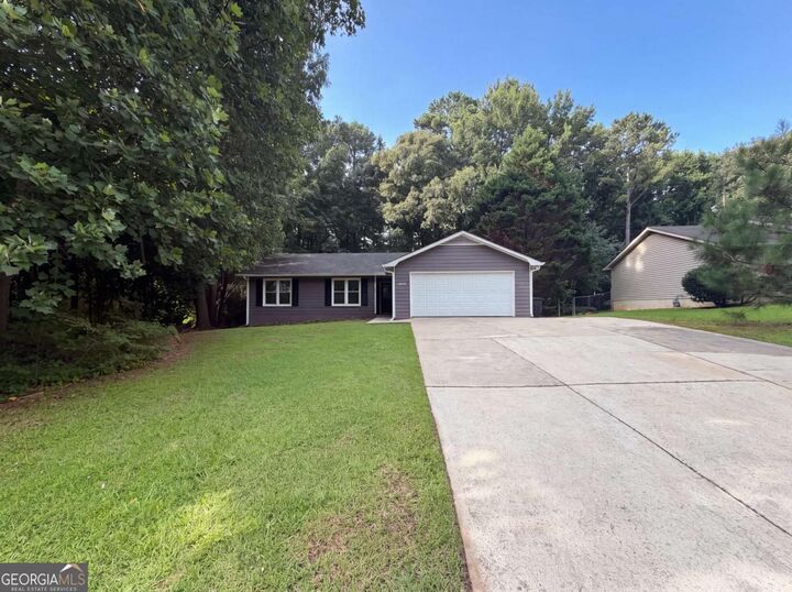 Property Photo:  1627 Hearthstone Way  GA 30236 
