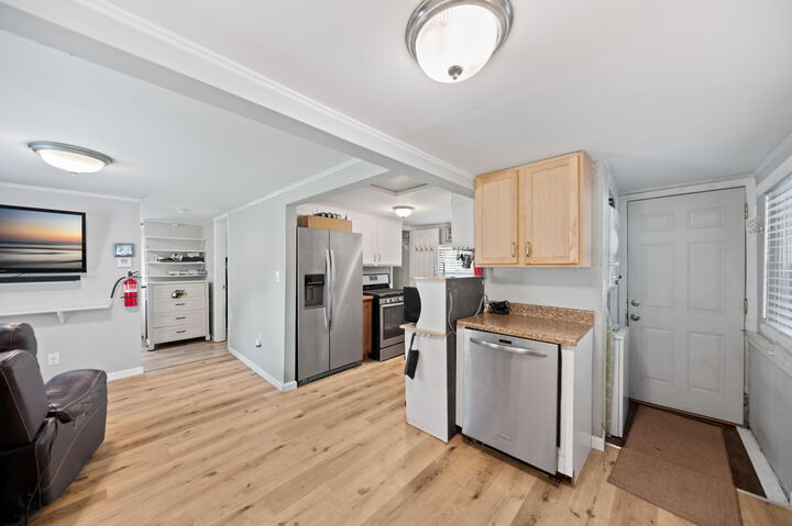 Property Photo:  5628 Evergreen Avenue  IN 46368 