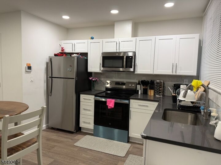 Property Photo: 329 Main Ave 5 NJ 07980