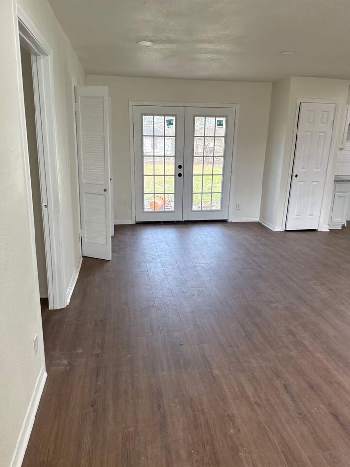 Property Photo: 9001 Chatwood Drive TX 77078