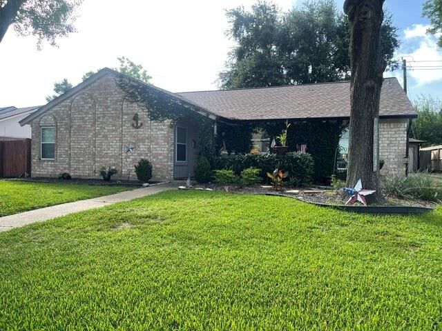 Property Photo:  1706 San Sebastian Lane  TX 77058 