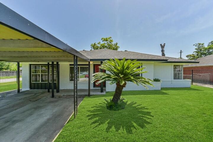Property Photo: 10434 Rockaway Drive TX 77016