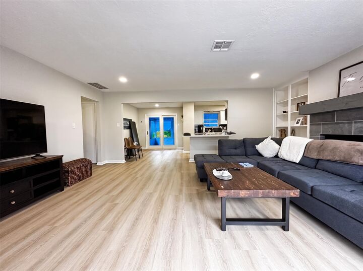 Property Photo: 9332 Derrik Drive TX 77080