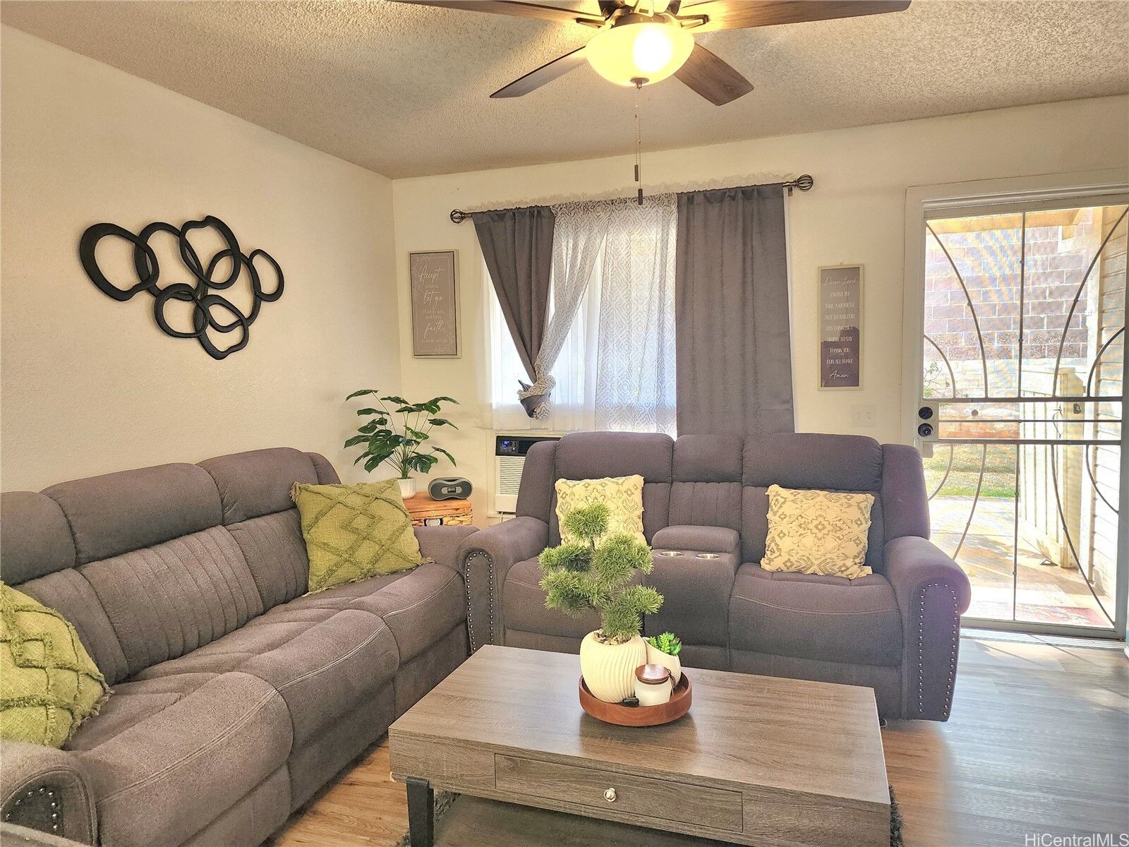 Property Photo:  91-1071 Oaniani Street 7B  HI 96707 