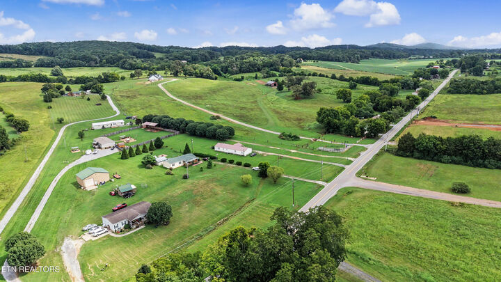 Property Photo:  1561 Niles Ferry Rd  TN 37354 