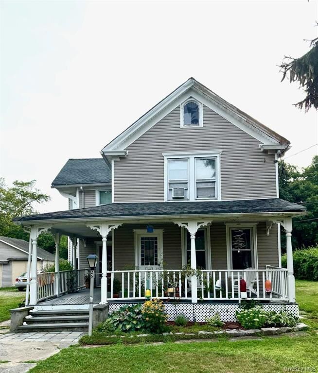 Property Photo: 26 Rollstone Avenue #1 Lower Level NY 11796