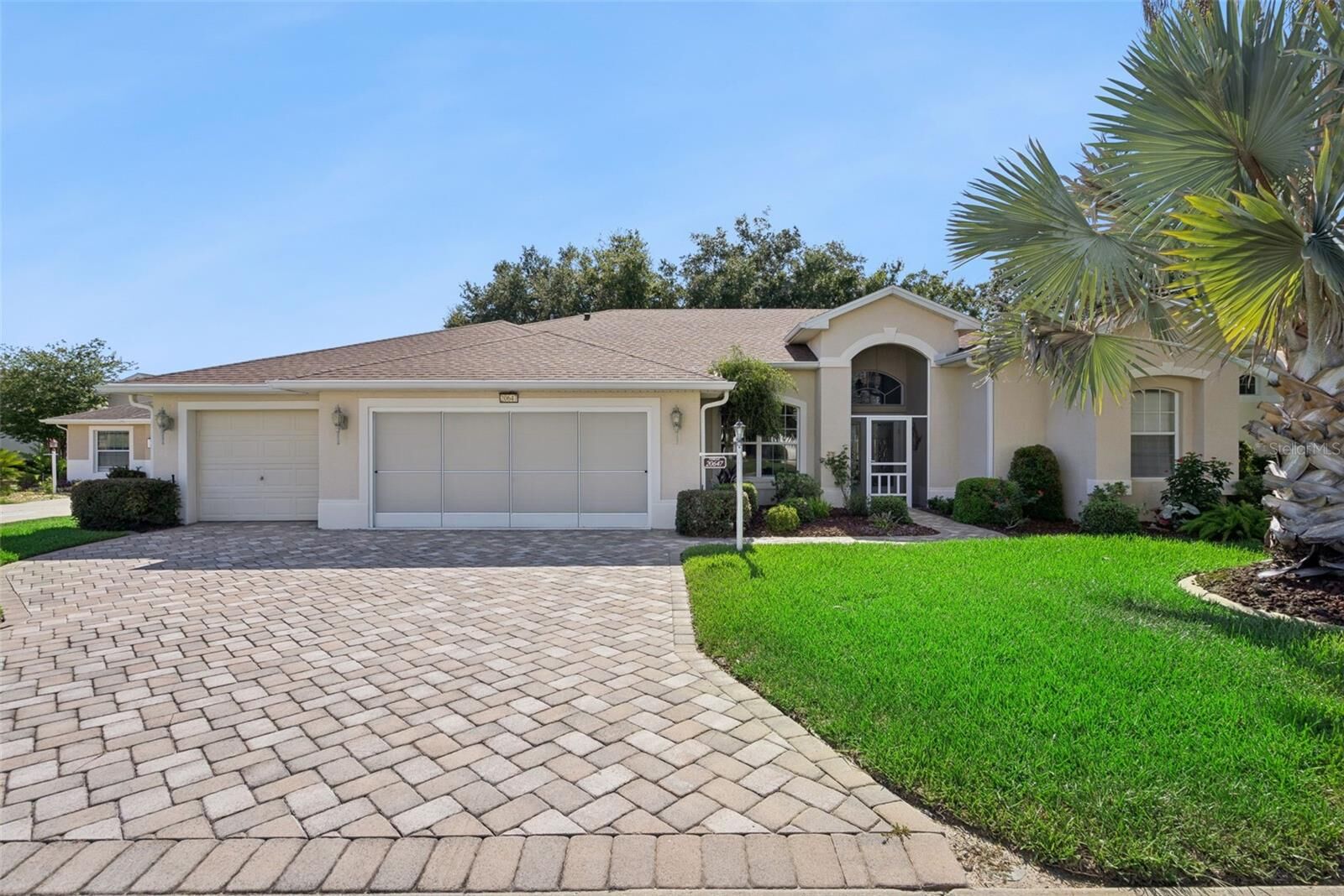 Property Photo:  20647 Prince Ranier Place  FL 34748 
