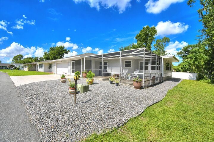 Property Photo:  4789 Squire Hollow Drive  FL 33811 