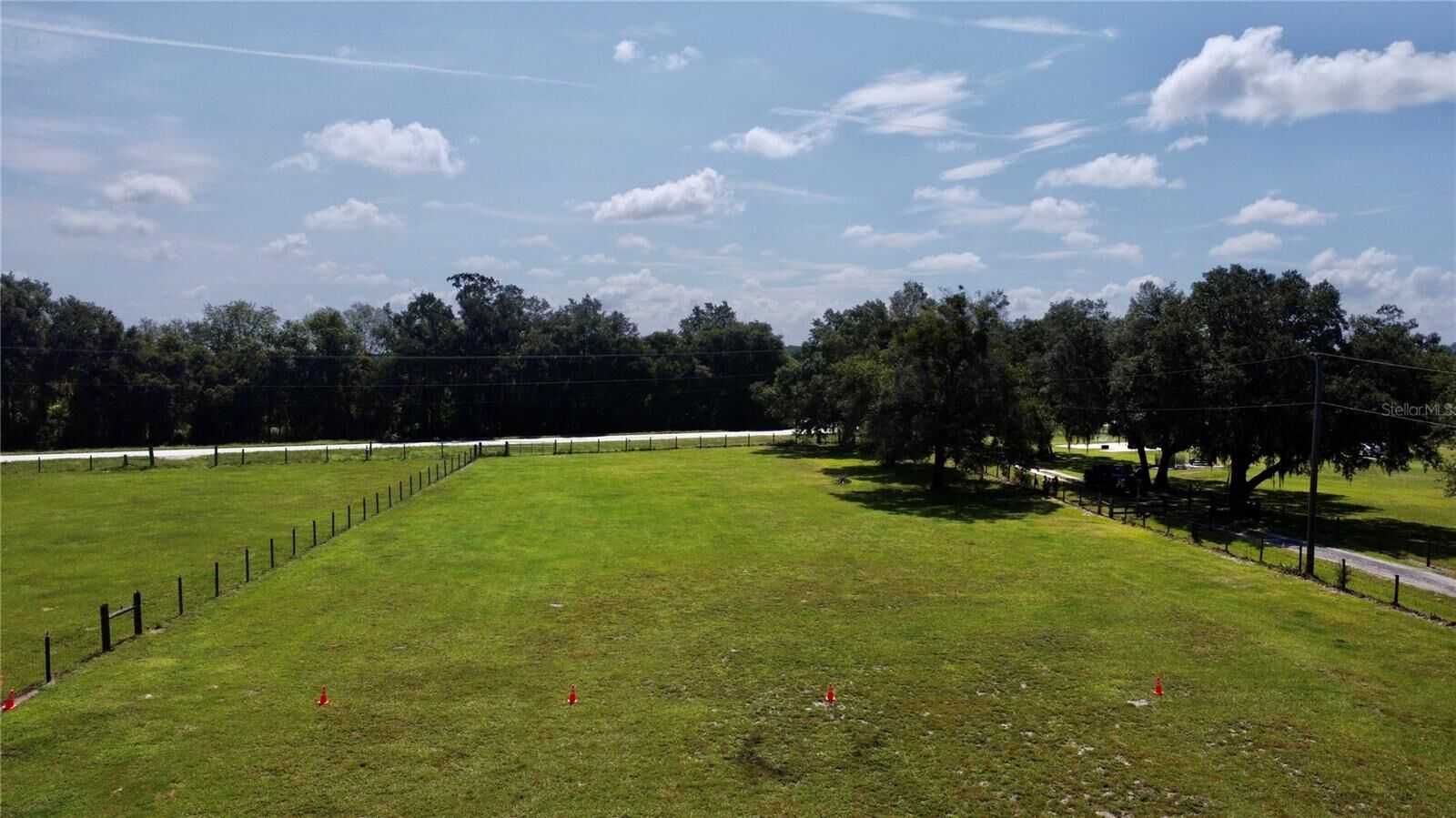 Property Photo:  Old Lakeland Highway  FL 33525 