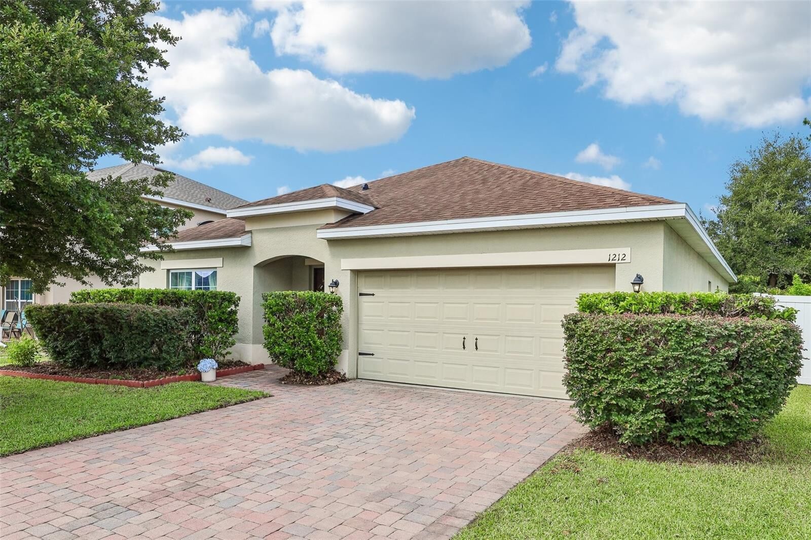 Property Photo:  1212 Osprey Ridge Drive  FL 32736 