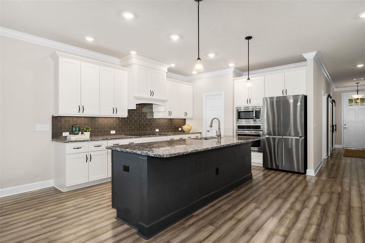 Property Photo: 12926 SW 7th Avenue FL 32669