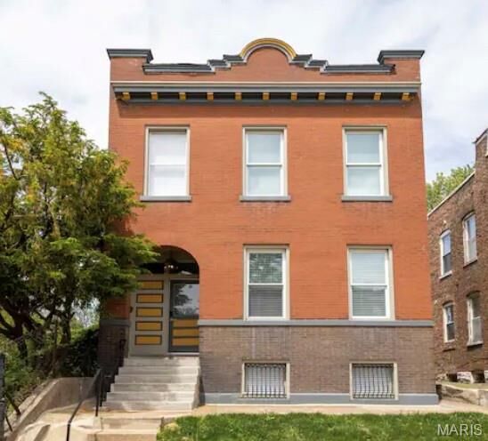 Property Photo: 1933 Wyoming Street MO 63118