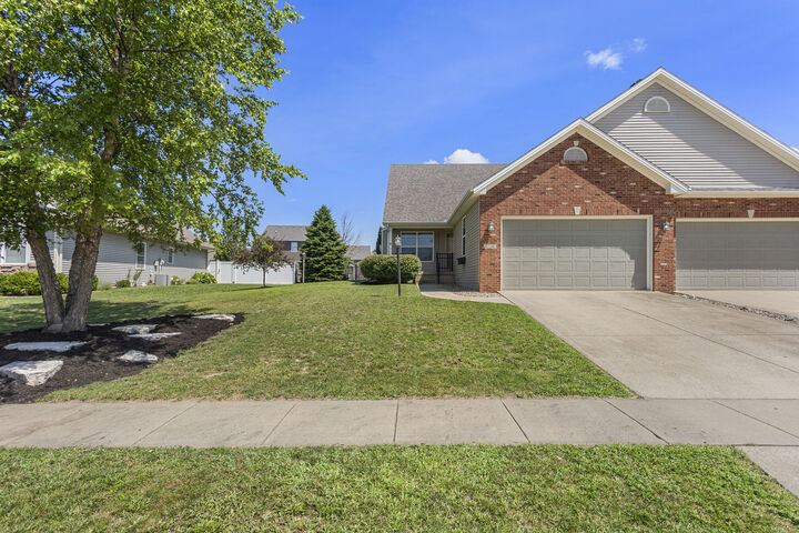 Property Photo:  1710 Timber Wolf Lane  IL 61853 