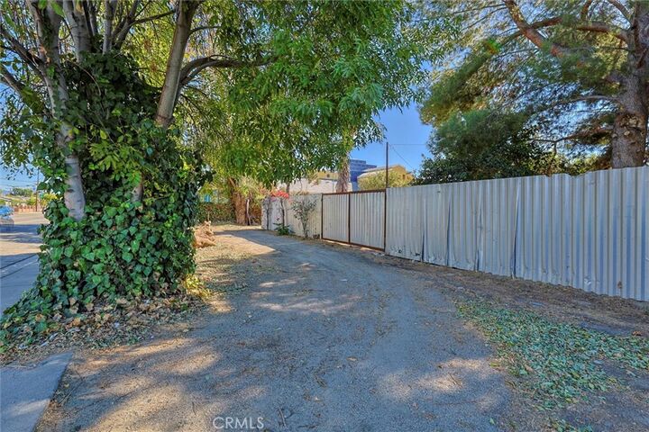 Property Photo:  16326 Nordhoff Street  CA 91343 