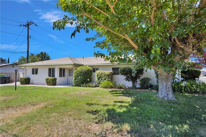 Property Photo:  270 E 13th Street  CA 92223 