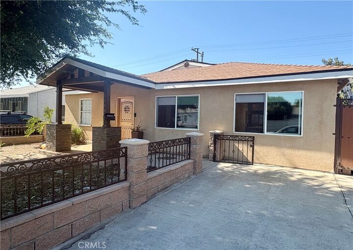 Property Photo:  11113 Ratliffe  CA 90650 
