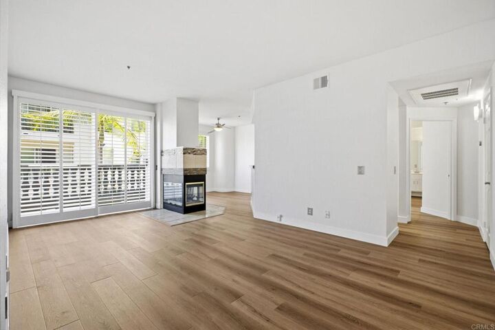 Property Photo:  640 Camino De La Reina 1313  CA 92108 