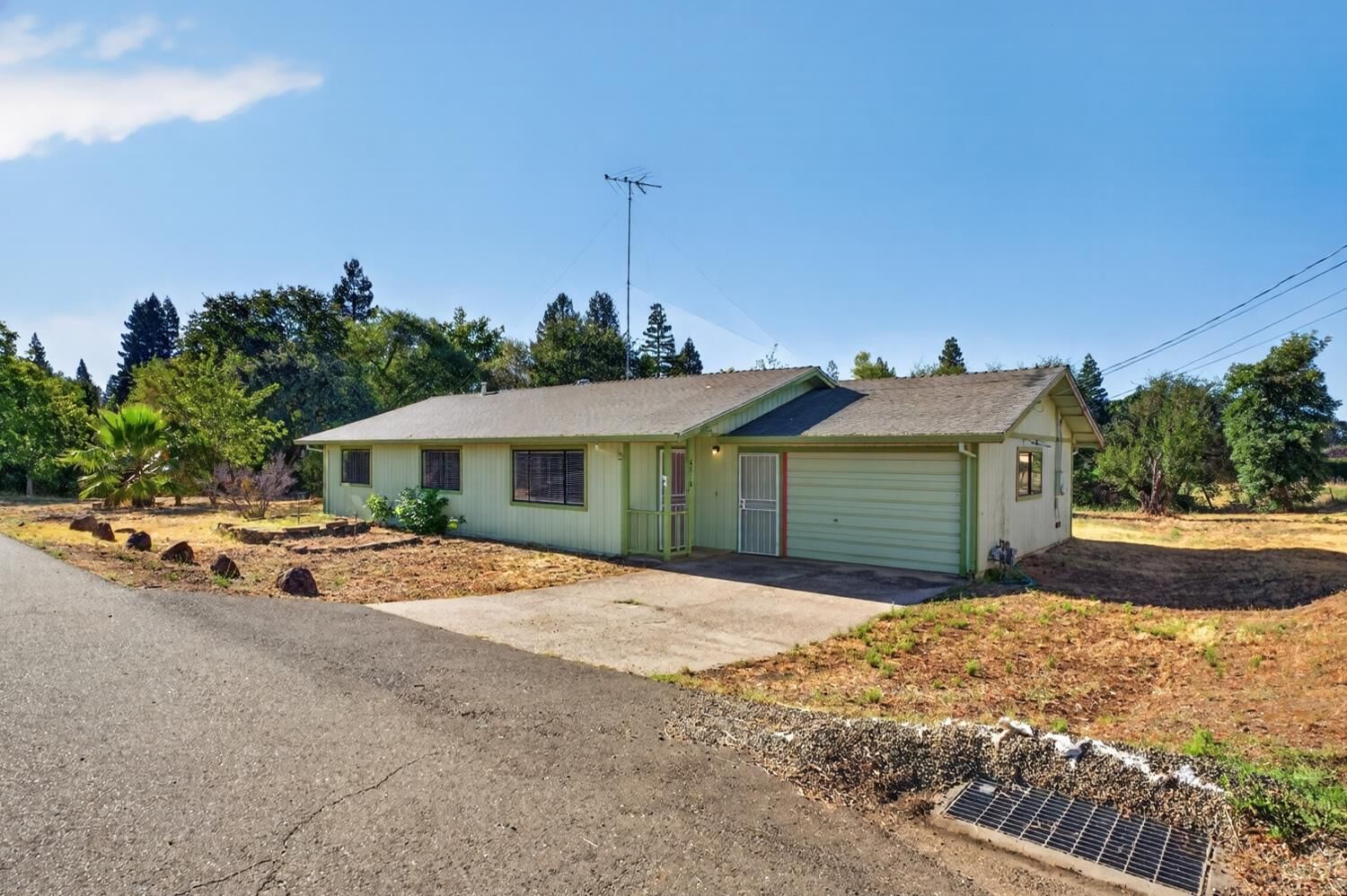 Property Photo:  6710 Santa Juanita Avenue  CA 95662 