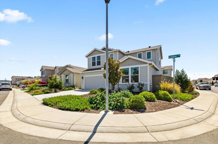 Property Photo: 5672 Cobbler Lane CA 95901