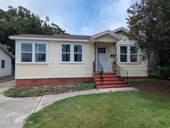 Property Photo: 5143 Palmer Avenue FL 32210