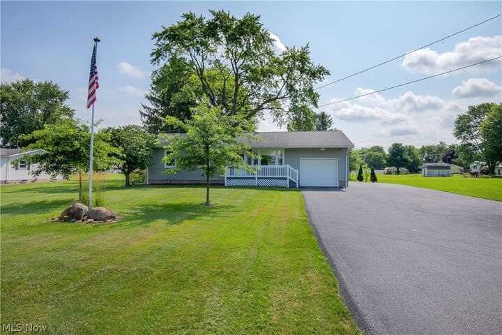 Property Photo:  4310 Ridge Road  OH 44410 