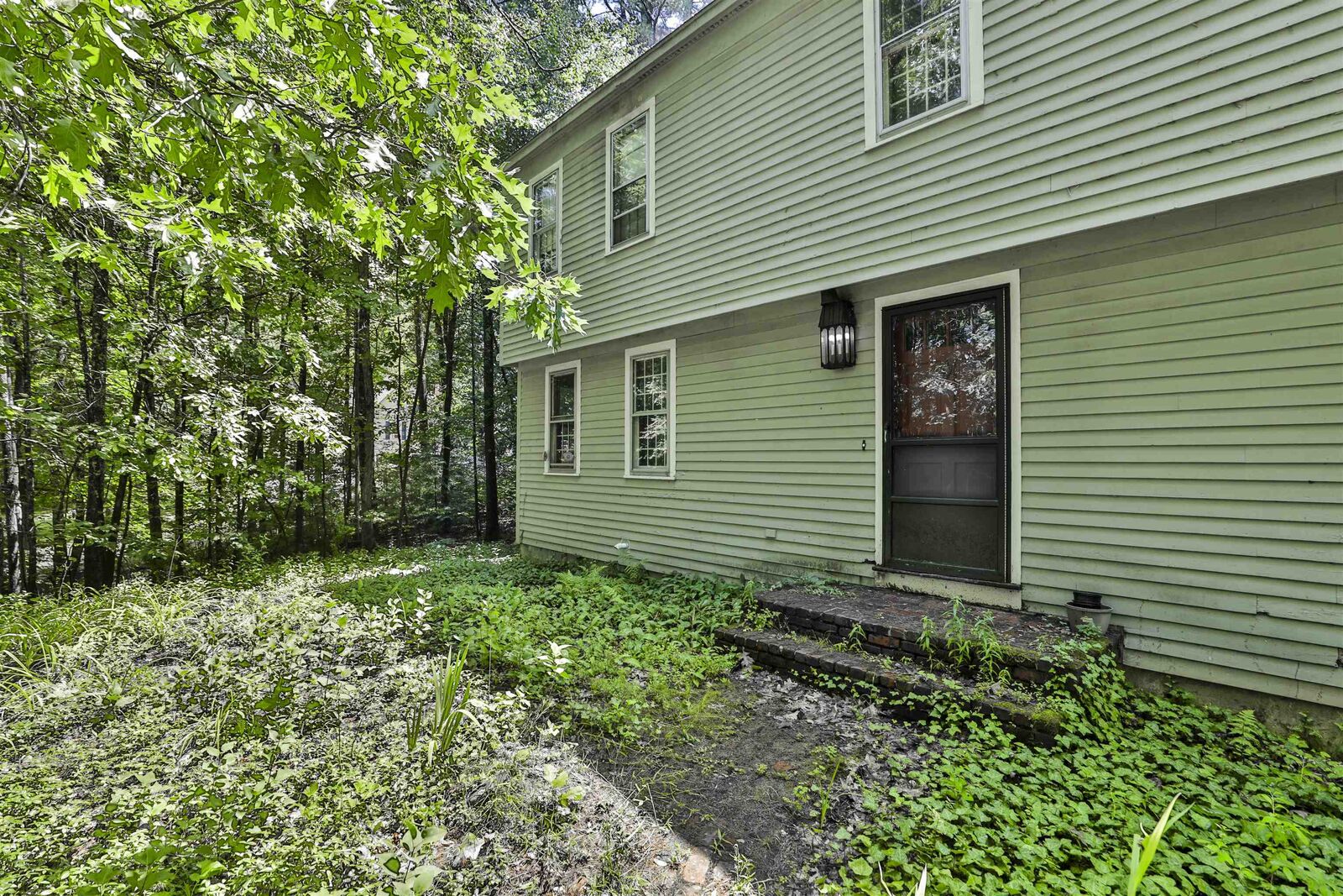 Property Photo:  56 Buttonwood Drive  NH 03049 