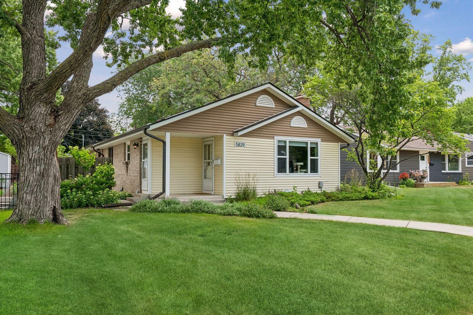 Property Photo: 5829 Russell Avenue S MN 55410