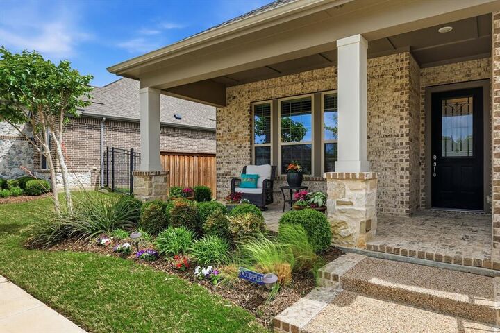 Property Photo:  4817 Beaver Creek Drive  TX 76005 