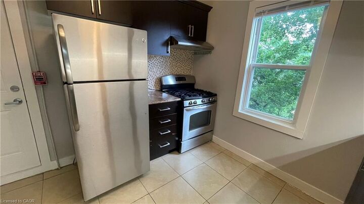 Property Photo:  1544 King Street E 306  ON L8K 1S9 