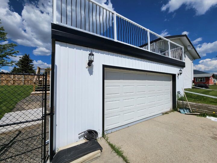 Property Photo: 11530 Manning Crescent AB T0E 0Y0