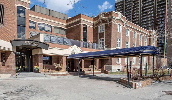 720 13 Avenue SW 2030 — photo 1