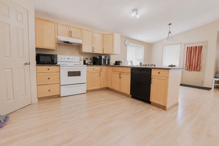 Property Photo: 12830 94 Street AB T8X 1R2