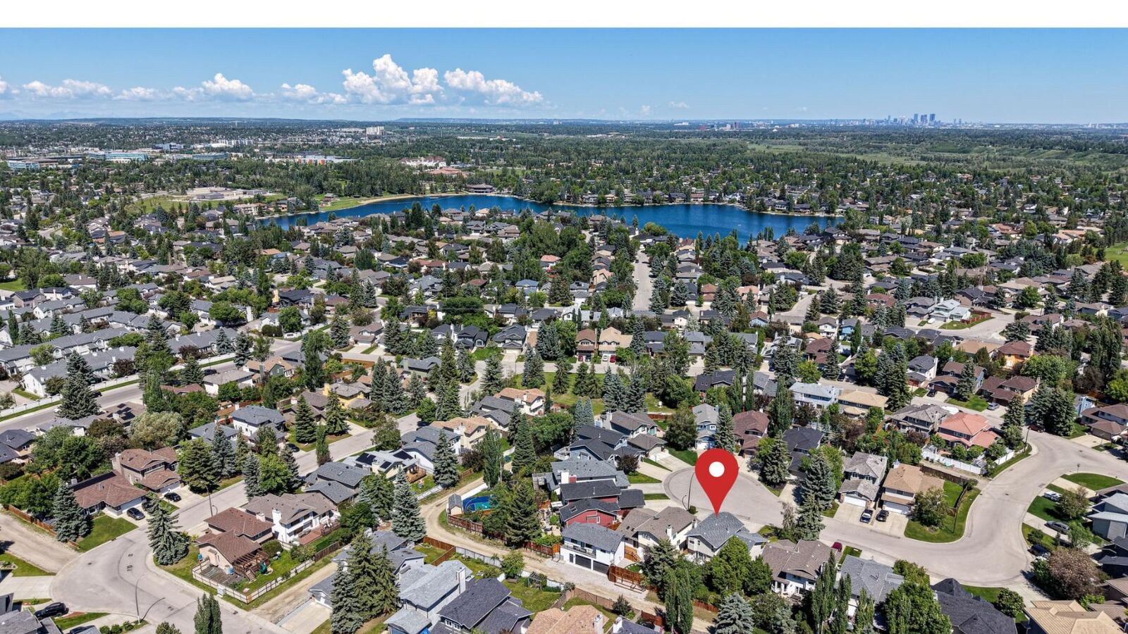 Property Photo:  36 Sunvista Place SE  AB T2X 2T4 