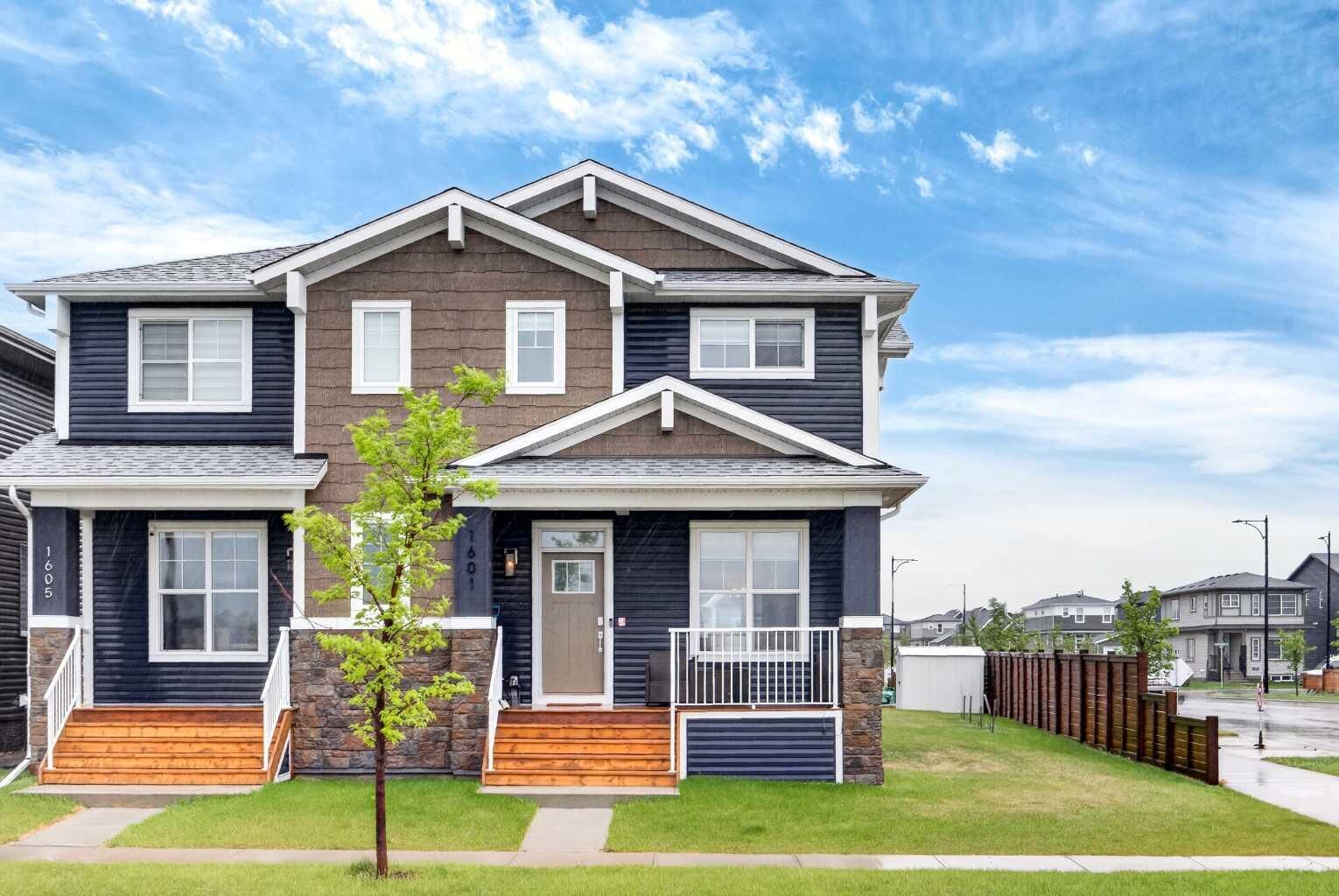 Property Photo: 1601 Chinook Gate Drive SW AB T4B 5J4