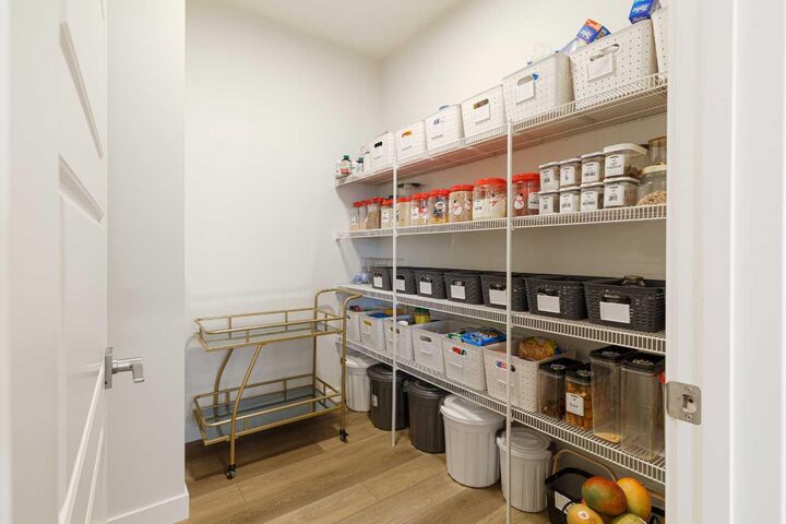 Property Photo:  18 Legacy Reach Park SE  AB T2X 5C5 