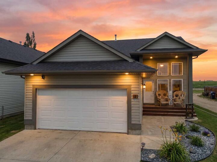 Property Photo: 34 Wilkinson Circle AB T4S 2N8