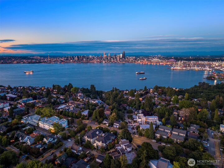 Property Photo: 1912 B Ferry Avenue SW WA 98116