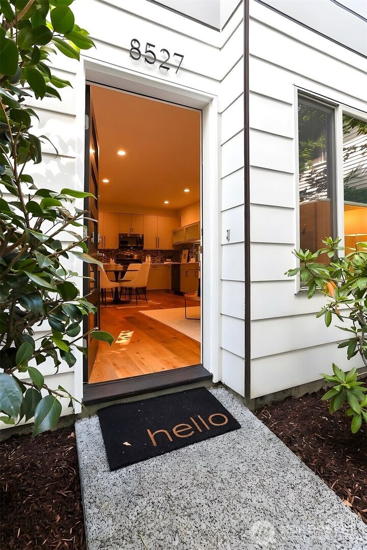 Property Photo:  8527  Interlake Avenue N  WA 98103 