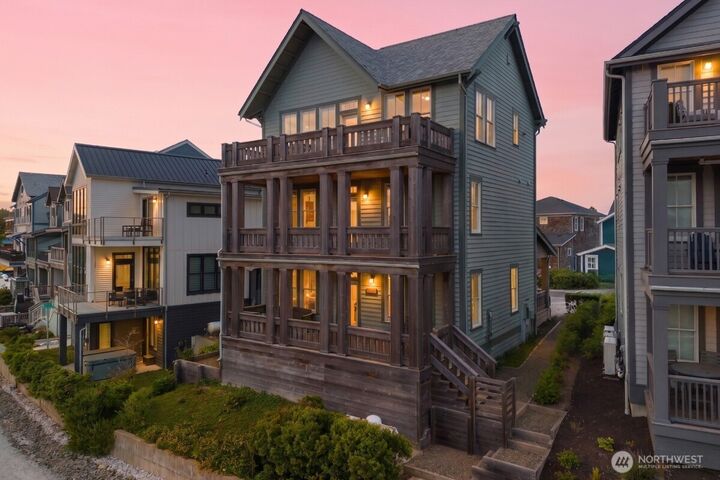Property Photo:  32  Ocean Tide Lane  WA 98571 