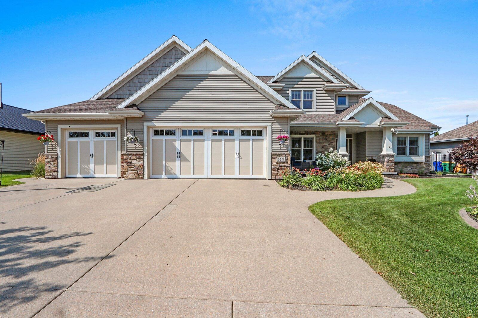 Property Photo: 3351 Cottage Hill Drive WI 54311-6134