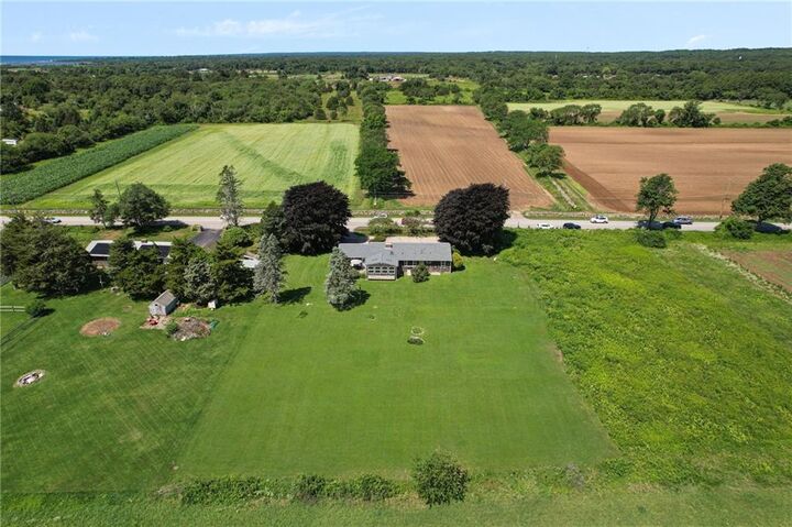 Property Photo:  240 Matunuck Beach Road  RI 02879 