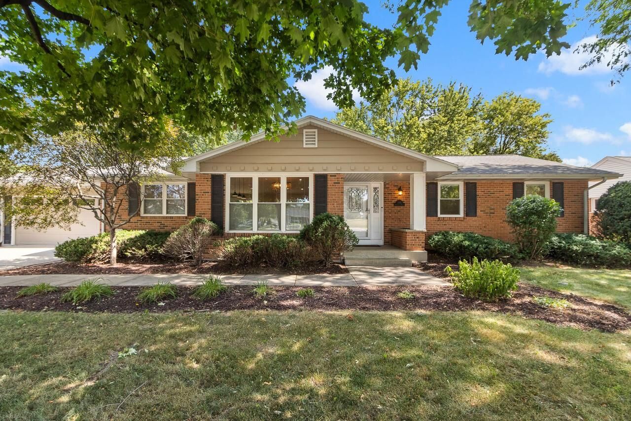 Property Photo:  349 Seminole Road  WI 53545 