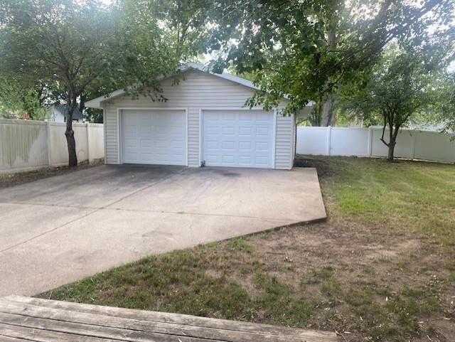 Property Photo: 1612 Grant Street WI 53511