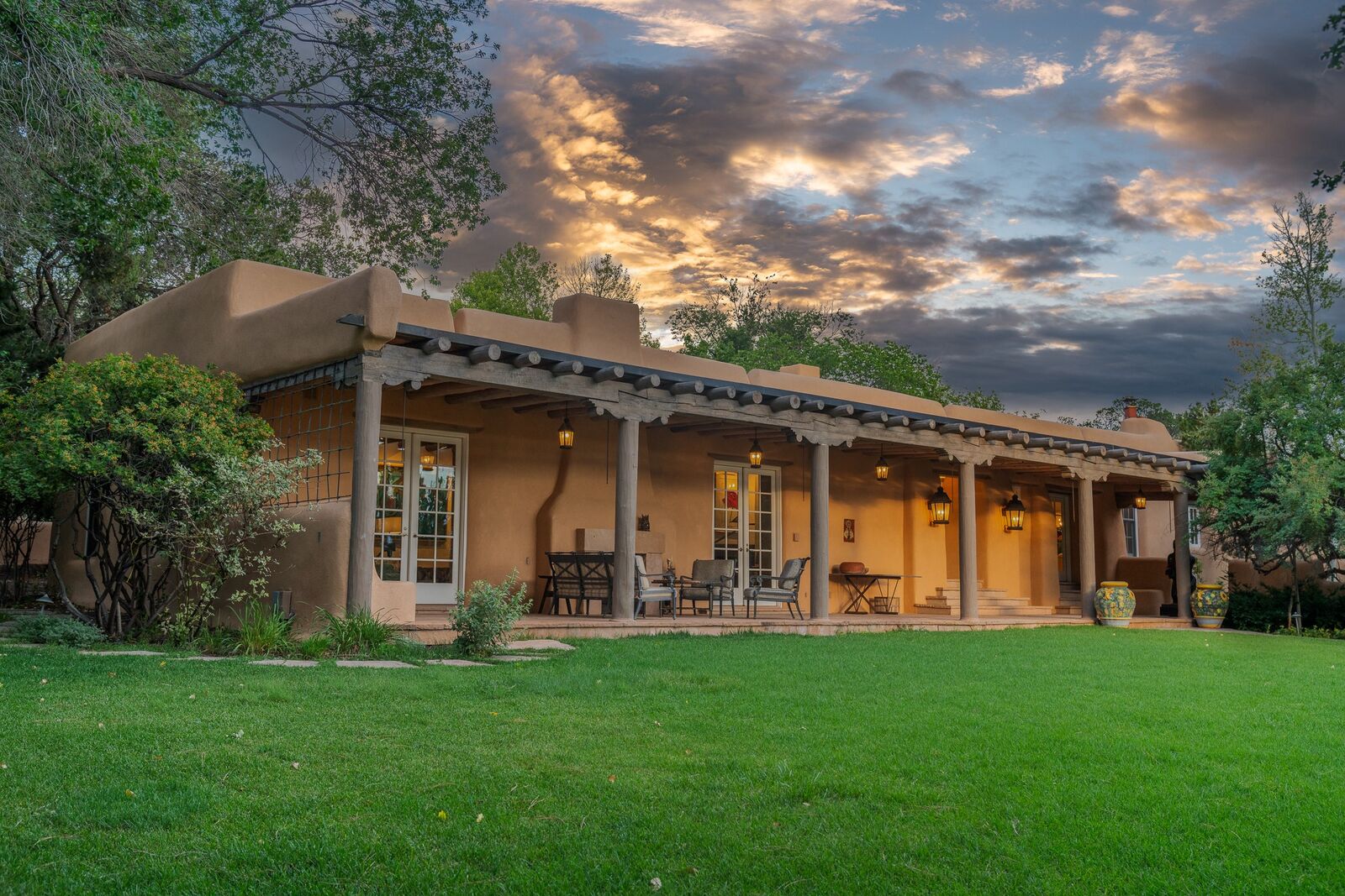 Property Photo:  5200 Old Santa Fe Trl.  NM 87505 