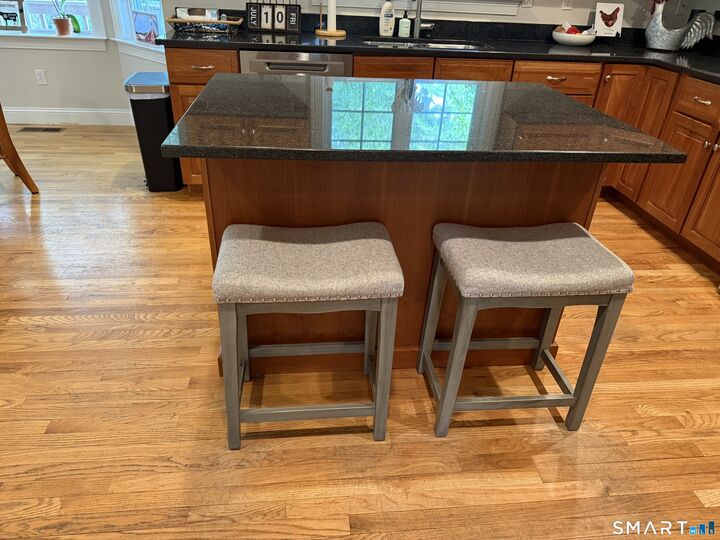 Property Photo:  405 Washington Drive  CT 06762 
