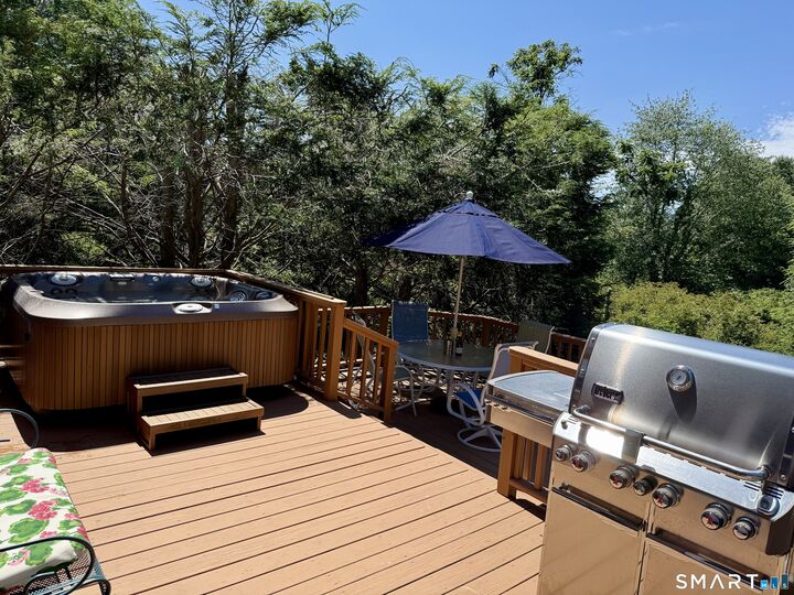 Property Photo:  21 Watson Drive  CT 06092 
