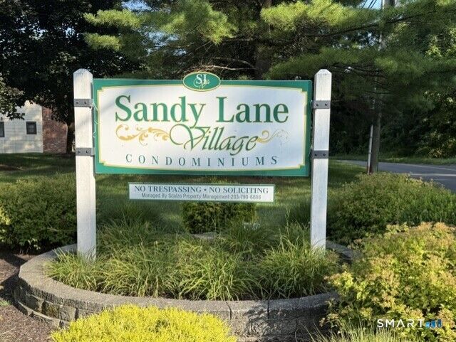 Property Photo: 108 Homestead Lane 108 CT 06804