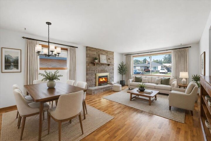 Property Photo:  530 E Rockwell Ave  WA 99207 
